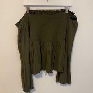 American Eagle off the shoulder top